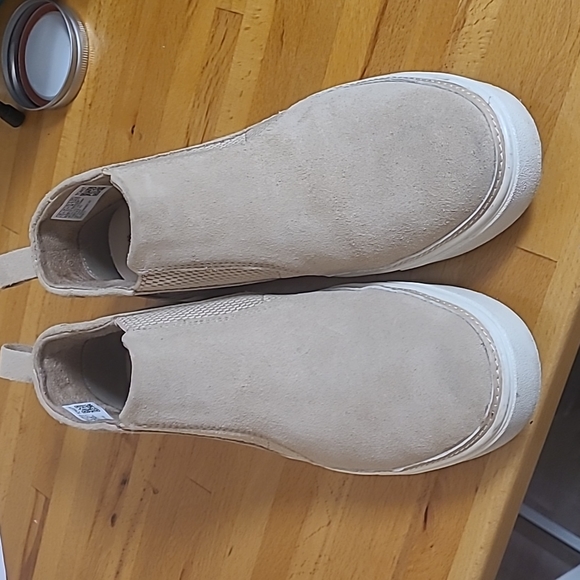 TOMS Bryce Slip Ons "Natural Suede" - Picture 5 of 5